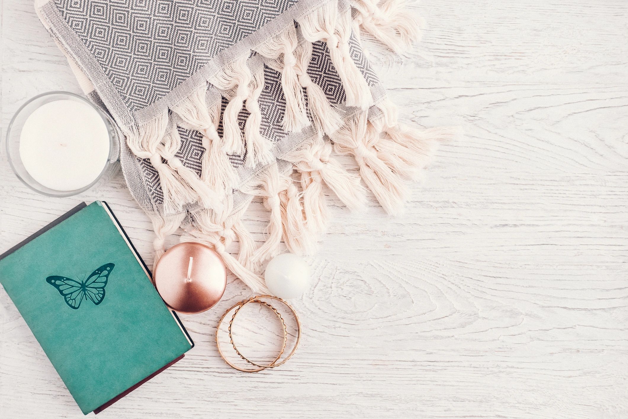 modern fashion accessories home decor trendy products